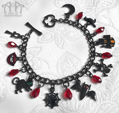 ÜberGoth Black Vampire Bat Halloween Charm Bracelet